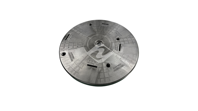Unscrewing Mould Parts (11)