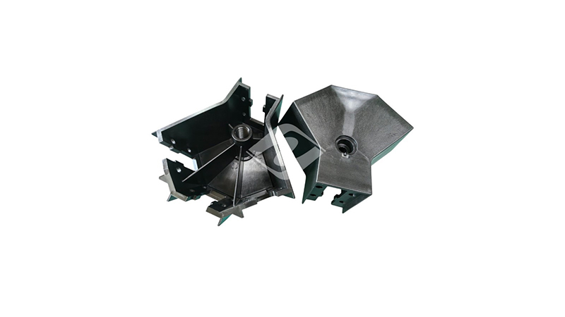 Unscrewing Mould Parts (9)